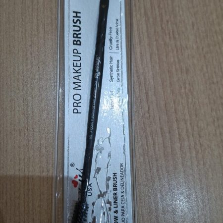 Brocha para cejas