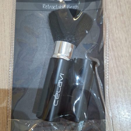 Brocha Kabuki con tapa